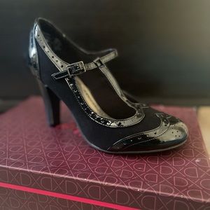 NEW Dexter T-Strap heel